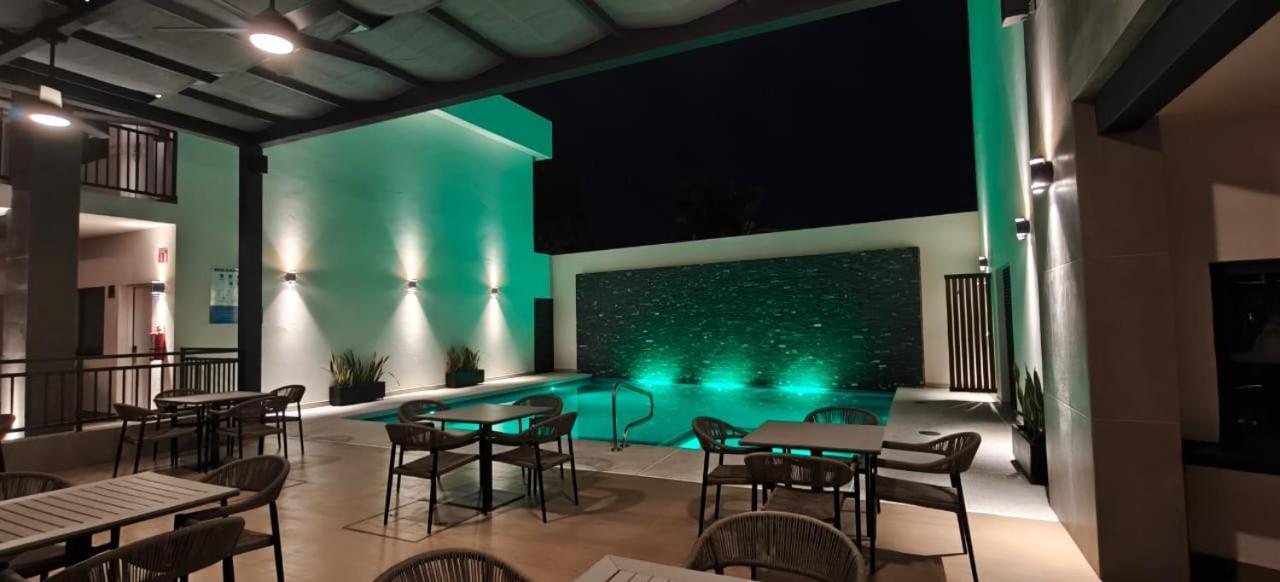 Hotel Gran Avenida, Navojoa Exterior photo