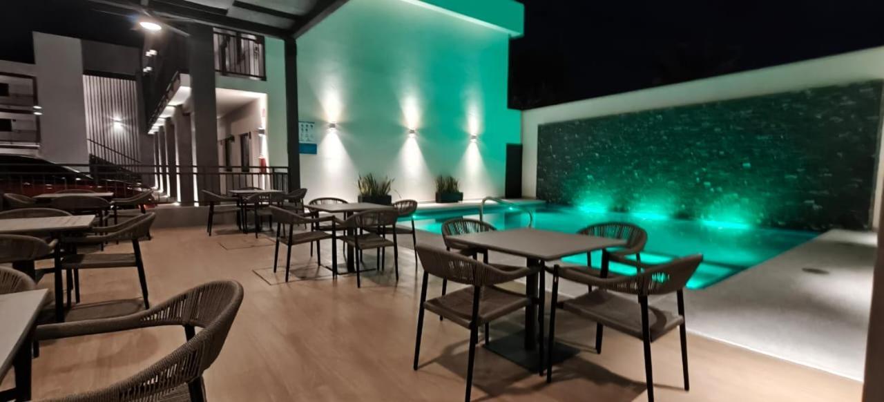 Hotel Gran Avenida, Navojoa Exterior photo
